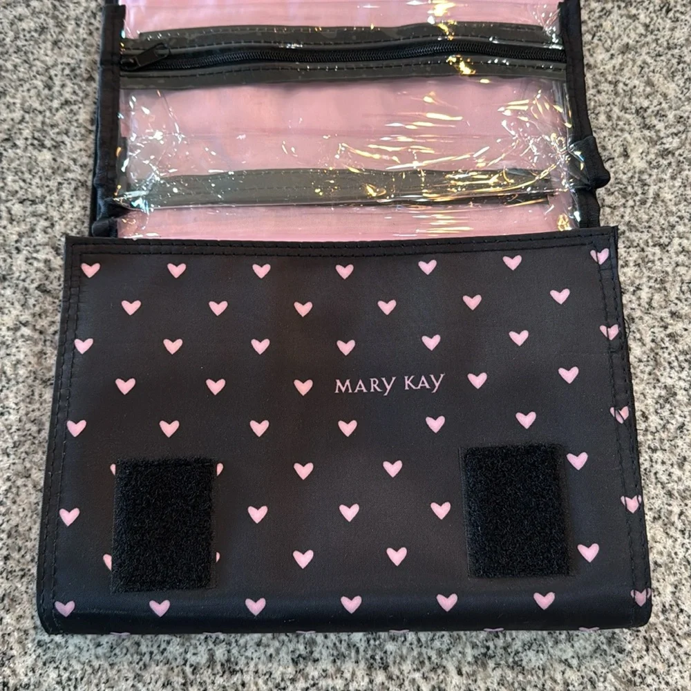 Mary Kay Hanging Organizer- NEW without tags! - Picture 6 of 7